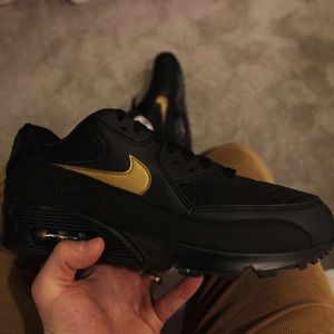 Nike Air Max 90 Essential